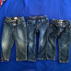 Three pairs 2T jeans: children’s place and cat and Jack